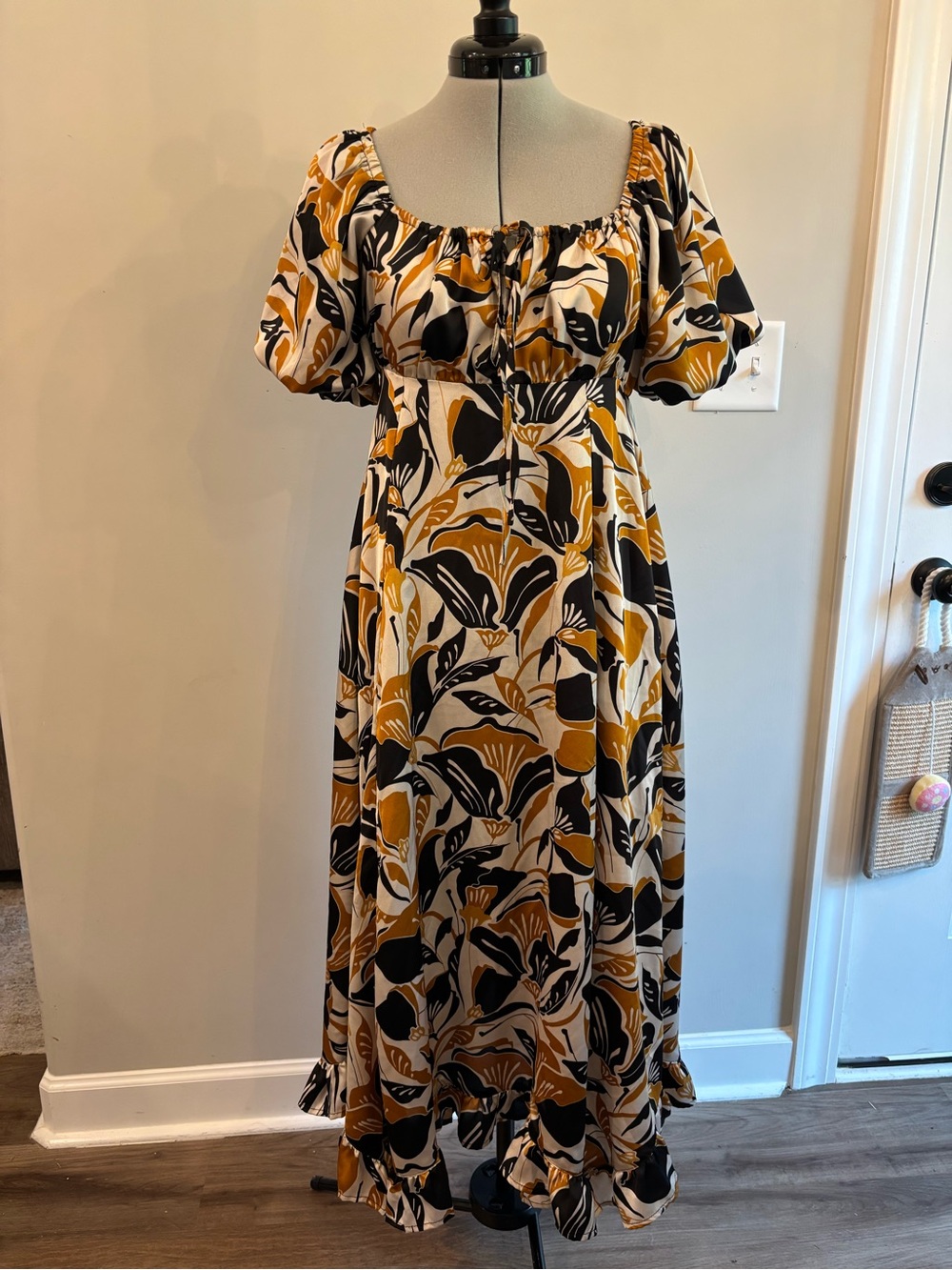 Entro Floral Midi Dress Mustard Black Cream Puff Sleeve Boho Ruffle Hem‎ 0221